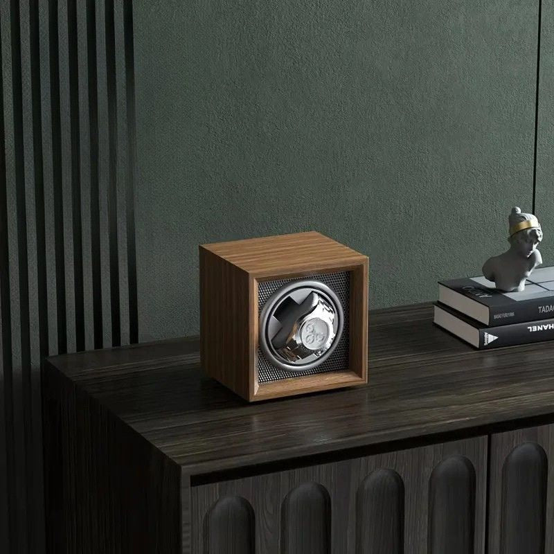 Remontoir de montre en bois pour une montre